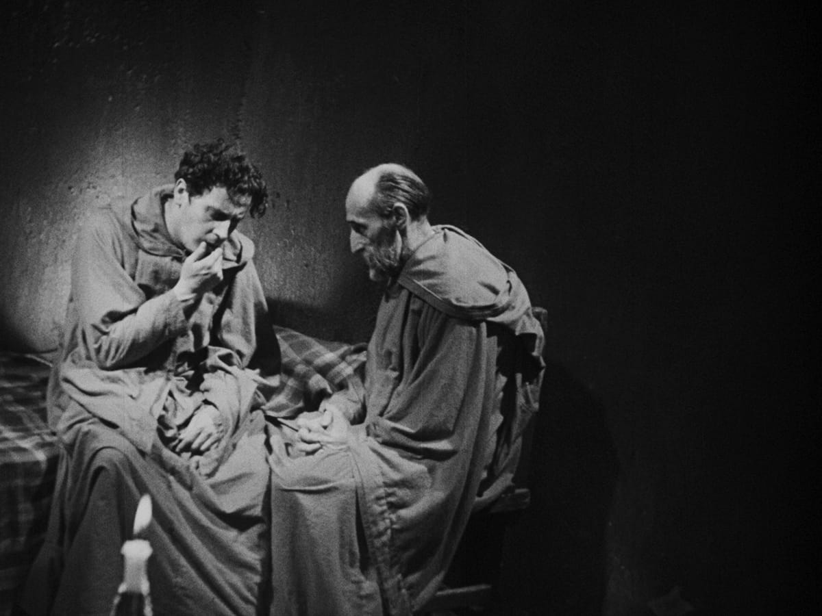 The first confession in Dos Monjes / Photo: Filmoteca UNAM - Criterion Collection